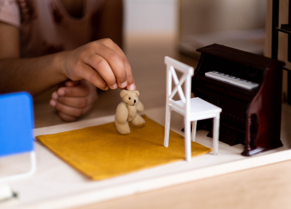 10 Essential Tips for Choosing the Best Little People Dollhouse for Your Child